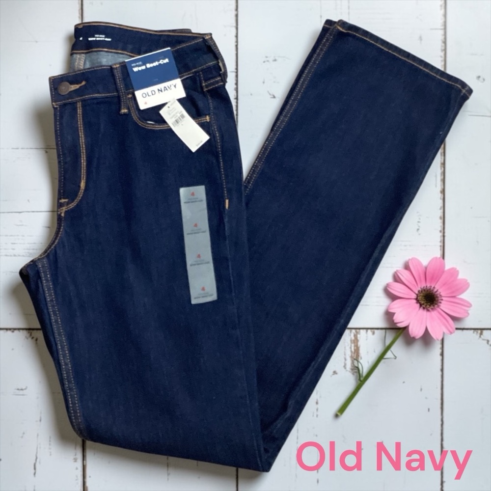 Old Navy NWT Women’s Dark Indigo Wow Bootcut Jeans Mid Rise Size 4